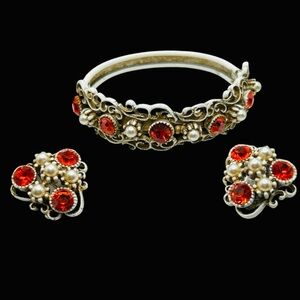 Magnificent Vintage HAR Hyacinth Demi Set Bracelet and Earrings